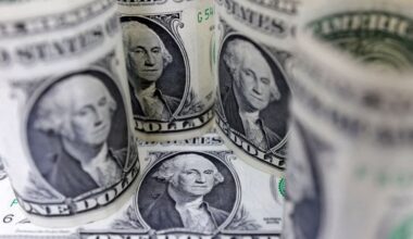 Dollar despair deepens