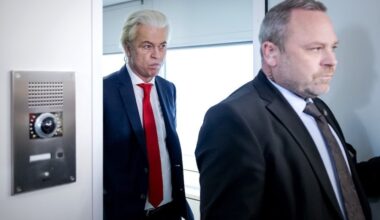 Right-wing Dutch cabinet collapses after just 11 months