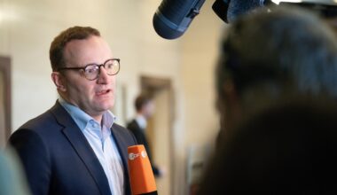 Jens Spahn im TV-Interview