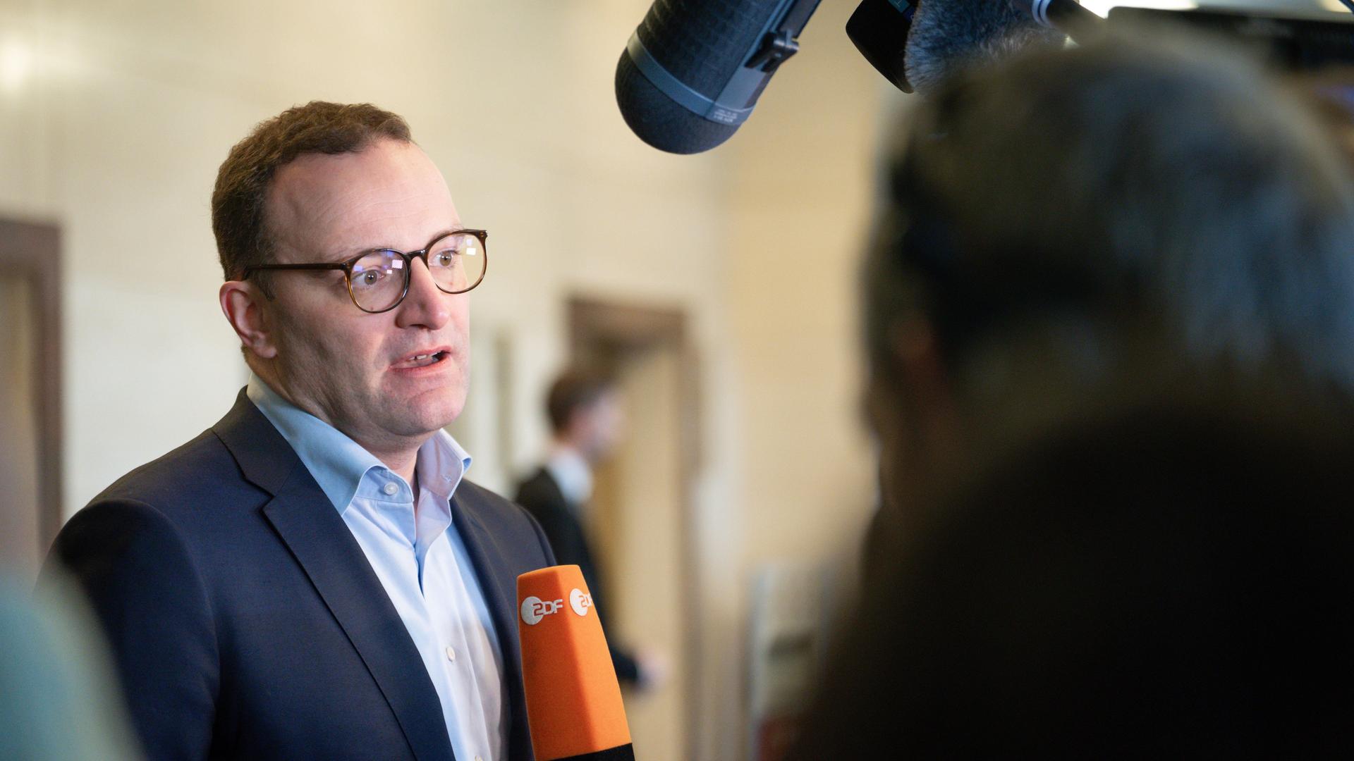 Jens Spahn im TV-Interview