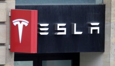 Tesla to take Japan virtual power plant business nationwide, Nikkei reports