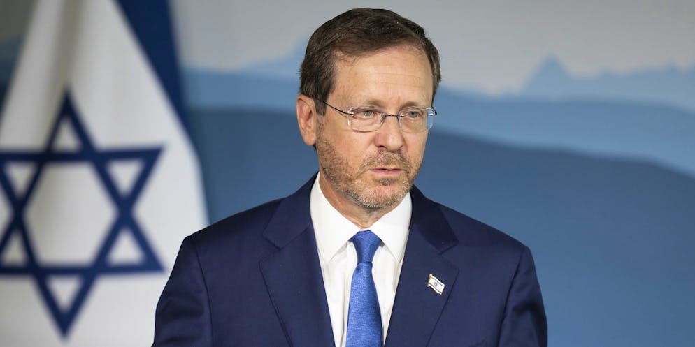Israels Präsident Herzog erklärt, Ziel des Angriffs auf den Iran sei, eine existenzielle Bedrohung für sein Land zu neutralisieren. 