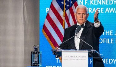 🇺🇸 "Putin doesn't want peace. Putin wants Ukraine. It's time for Trump and US Senate to impose tough sanctions on Russia and increase military support for Ukraine," former US Vice President Mike Pence said. 

🗣️ "Only America's strength will force Putin to sit at the negotiating table."