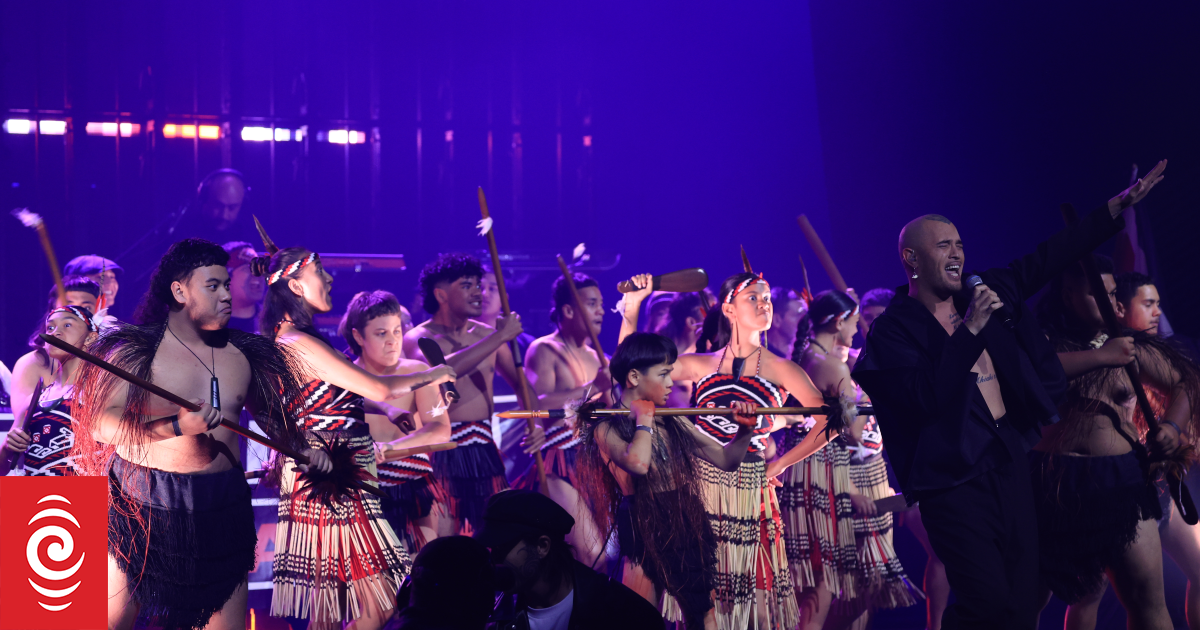 'What a load of crap': Chris Bishop caught 'ranting' during Stan Walker's Aotearoa Music Awards performance