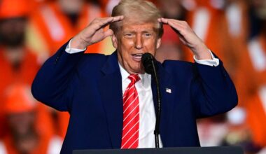 The 'major questions' Supreme Court hurdle that could stand in the way of Trump's tariffs