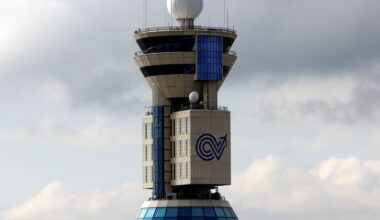 Radar glitch caused flight halt in northern Italy, air traffic controller says