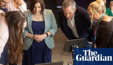 UK ministers delay AI regulation amid plans for more ‘comprehensive’ bill | Artificial intelligence (AI)