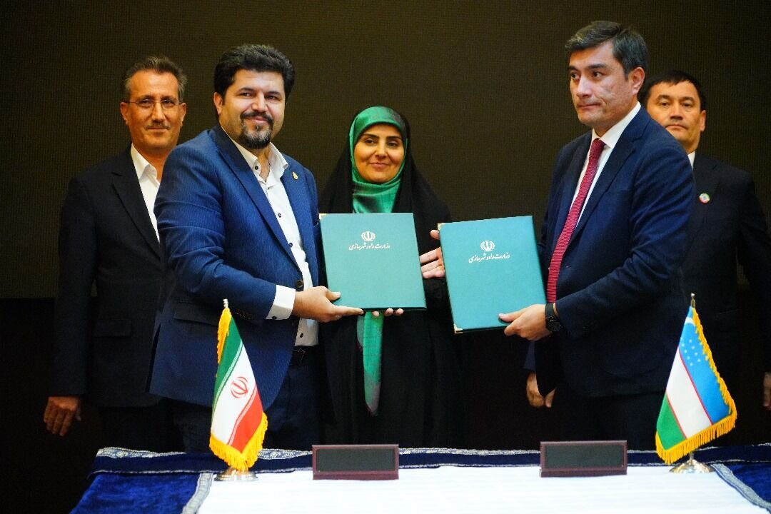 Iran, Uzbekistan sign MOU on transit co-op expansion