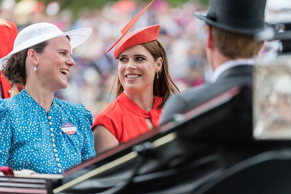 ascot, united kingdom june 21, 2025: princess eugenie of york (r) and camilla walker arrive in a horse drawn carriage on the fifth day of the royal ascot horse race meeting in ascot, united kingdom on june 21, 2025. (photo credit should read wiktor szymanowicz/future publishing via getty images)