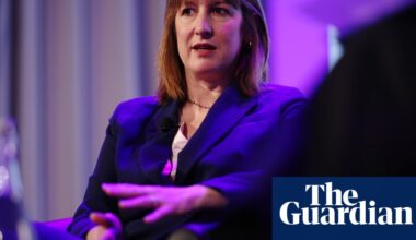 Pensions report cuts Reeves’ planned growth funds from £160bn to £11bn | Economic growth (GDP)