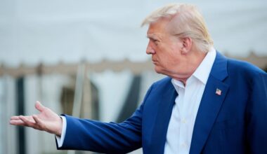 Privatwährung: Das macht dann 20 Amazon-Dollar, bitte! | Unternehmen wie Walmart oder PayPal könnten dank Donald Trump bald eigenes Geld herausbringen. Das wäre praktisch und hochriskant.