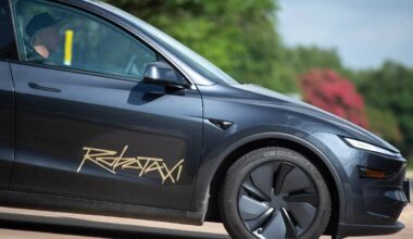 Robotaxi’s Secret Nuke Button Discovered By User Leaves The Internet In Stitches; Elon Musk Reacts