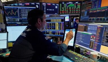 Markets mixed as investors turn their attention to ECB rate decision