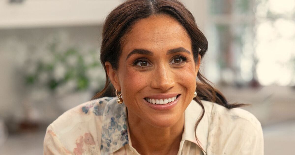 Royal Family LIVE: Meghan Markle 'thinks she always knows best' despite falling popularity | Royal | News