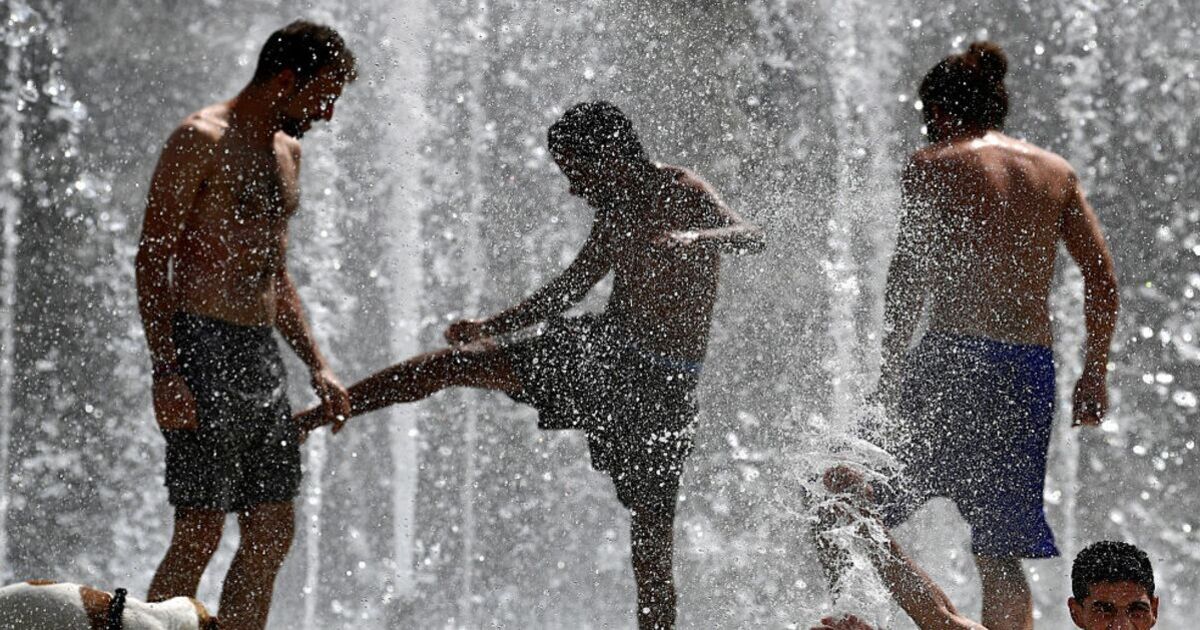 Spain: UK tourists warned 'no beer' as temperatures set to blow past 40C | World | News