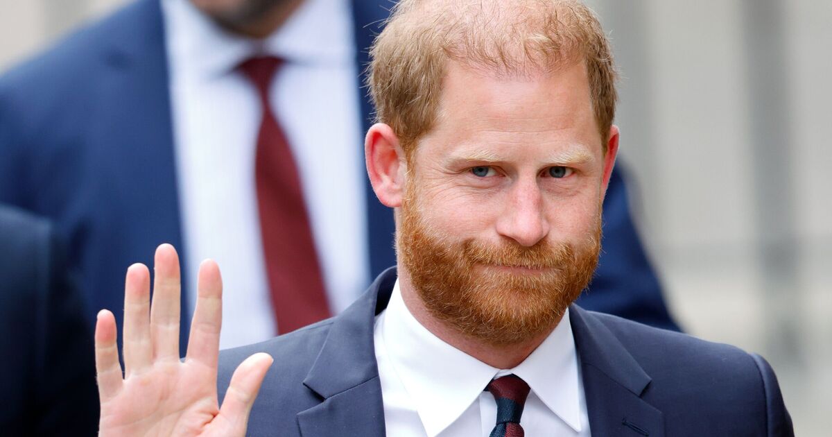 Royal Family LIVE: Prince Harry ‘dilemma’ as apology needed | Royal | News
