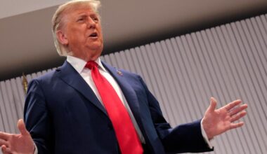 Trump trade war escalates as he says he'll block deal with Canada | World | News