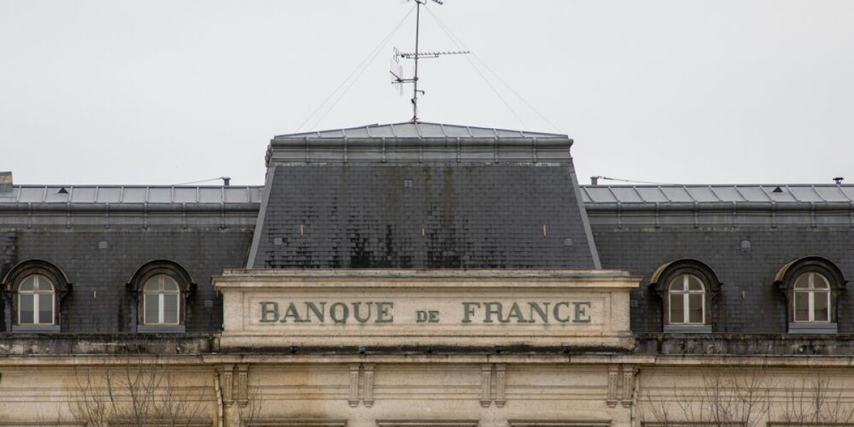France's Economic Growth Forecast for 2025 Revised Down Amid US-EU Trade Dispute