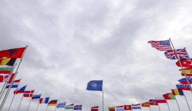 L'Otan se prépare à dépenser plus pour sa sécurité, sous l'oeil de Washington - rts.ch