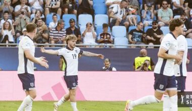 Elliott z dvema goloma popeljal Angleže v finale