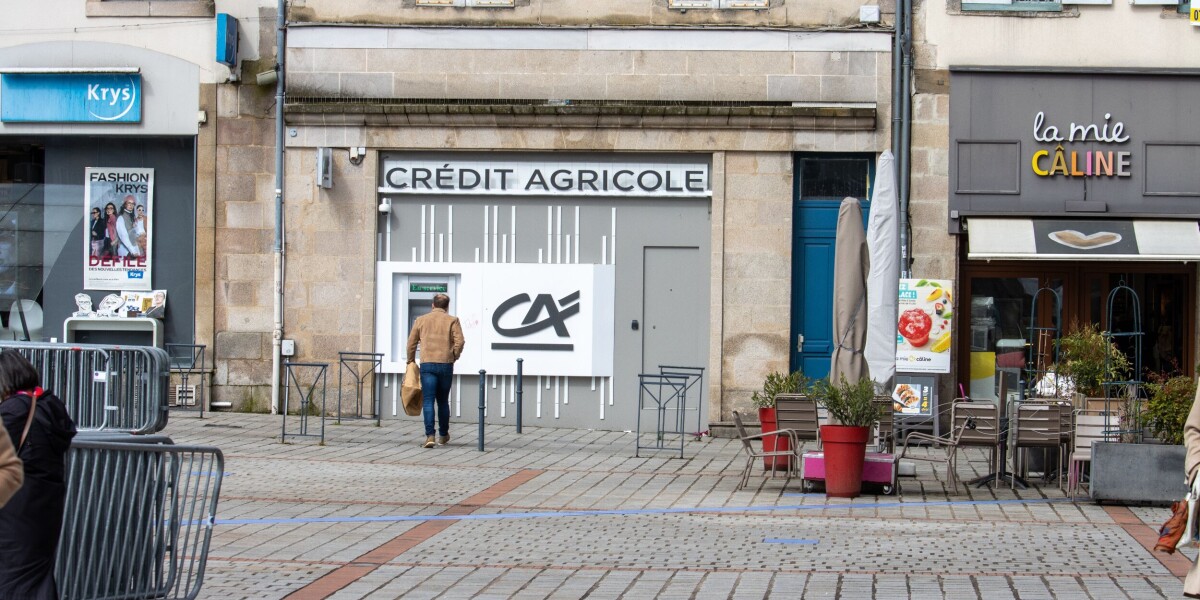 Impact of Bank Closures on Rural France: Challenges and Concerns