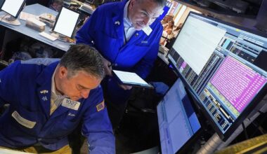 Wall Street rises again as US stocks pull closer to their records | Business