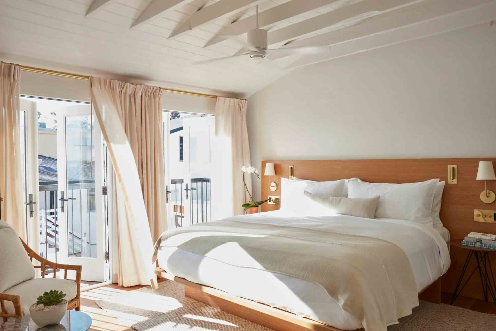 Guest Room with Two French Doors of Hotel Joaquin