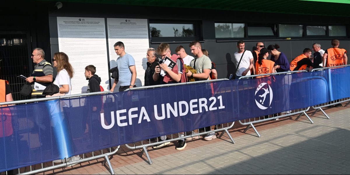 Česi sa sťažovali na organizátorov šampionátu, komplikácie sa napokon podarilo vyriešiť