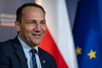 Polish Foreign Minister: Arms Race Could Lead to Putin’s Fall