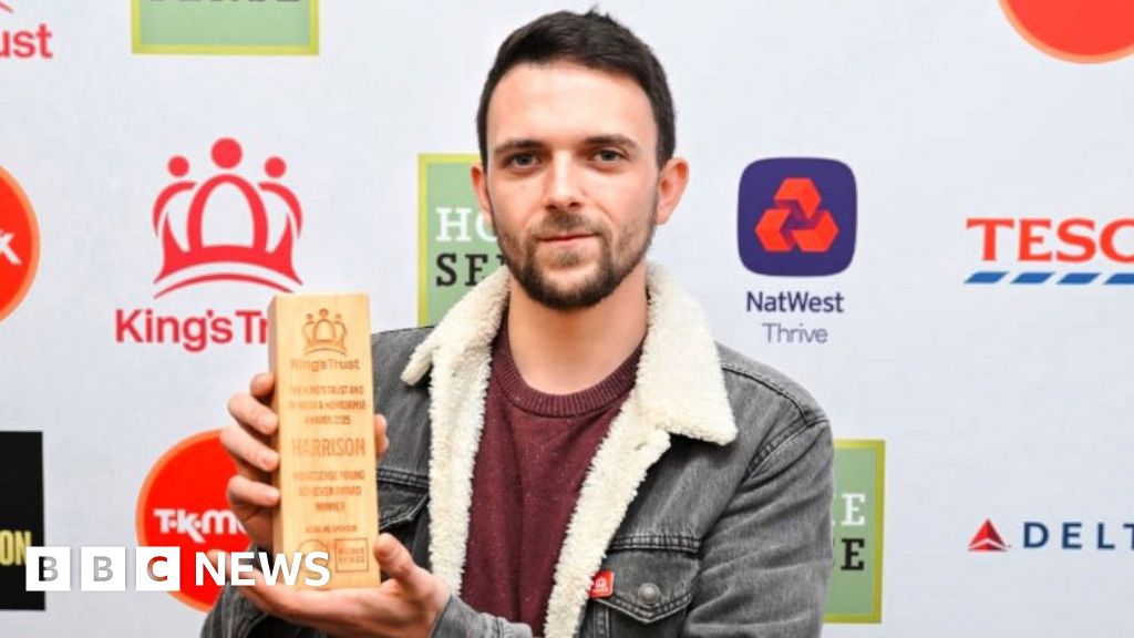 Coventry man's King's Trust award after overcoming homelessness