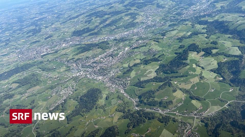 Better than Google - Swisstopo photographs every detail of Switzerland | Even in the age of satellites and drones, the national surveyors photograph a third of Switzerland every year.