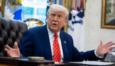 Trump announces full travel ban for 12 countries – DW – 06/05/2025
