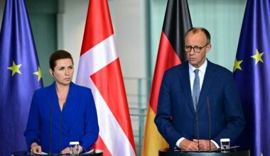 German Chancellor Friedrich Merz, on the right, and Danish Prime Minister Mette Frederiksen hold a joint press conference in Berlin (Tobias SCHWARZ)