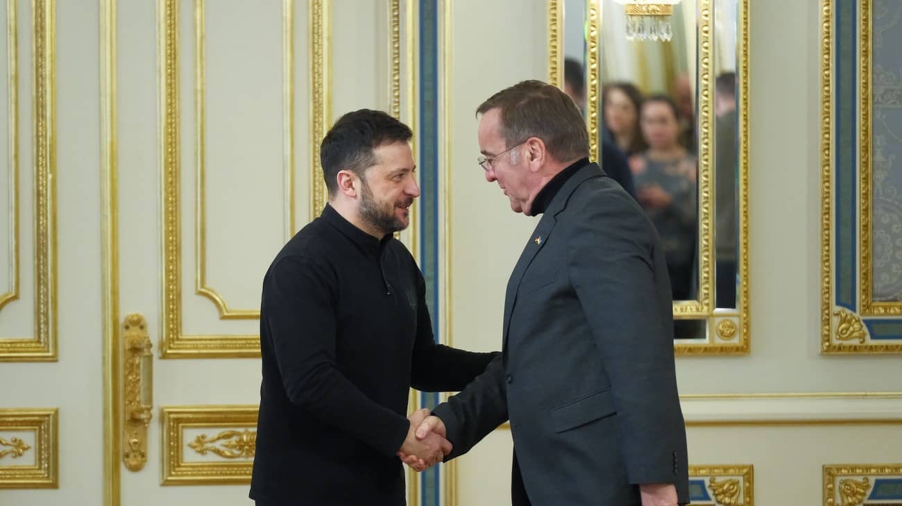 Zelenskyy announces three-year plan for IRIS-T deliveries from Germany