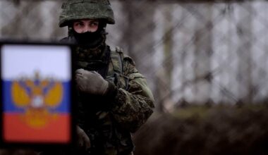 Russian officers hide in rear and avoid going to front lines, Ukrainian intelligence says