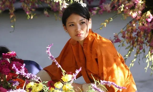 Queen Jetsun Pema of Bhutan Released a New Family Photo on Her 35th Birthday