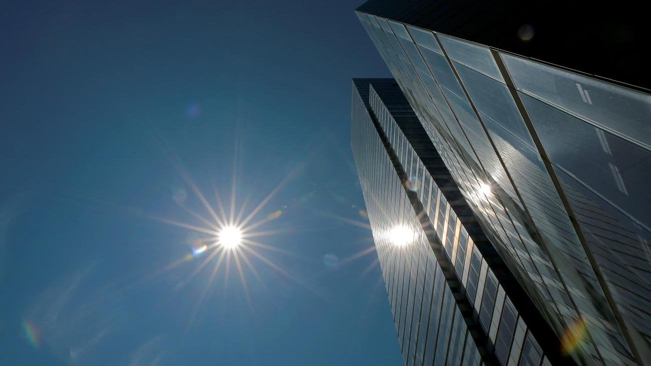 Jan van Aken fordert verkürzte Arbeitszeiten bei Hitze über 26°C