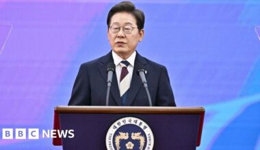 New leader Lee Jae-myung pledges to 'unite' a divided country