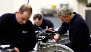 Economy shrinks by more than expected amid record fall in exports to the US