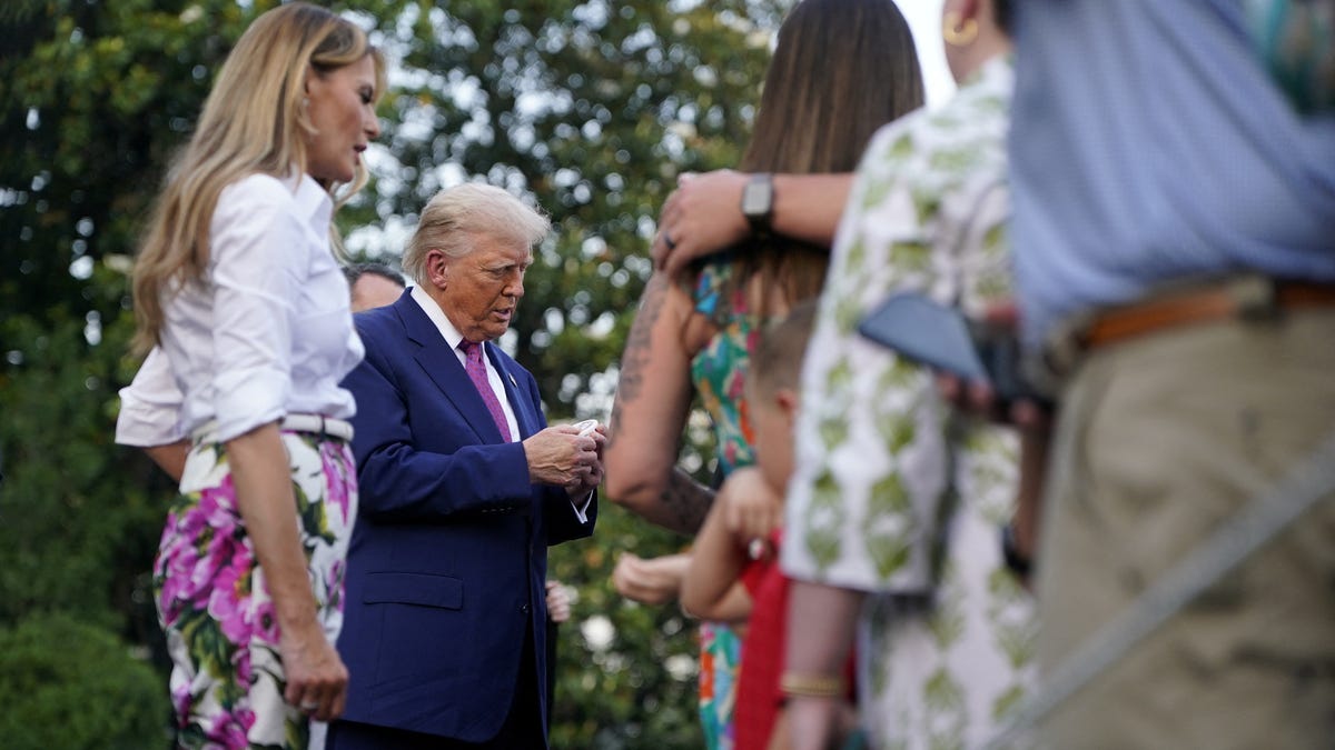 Melania Trump wears floral pants
