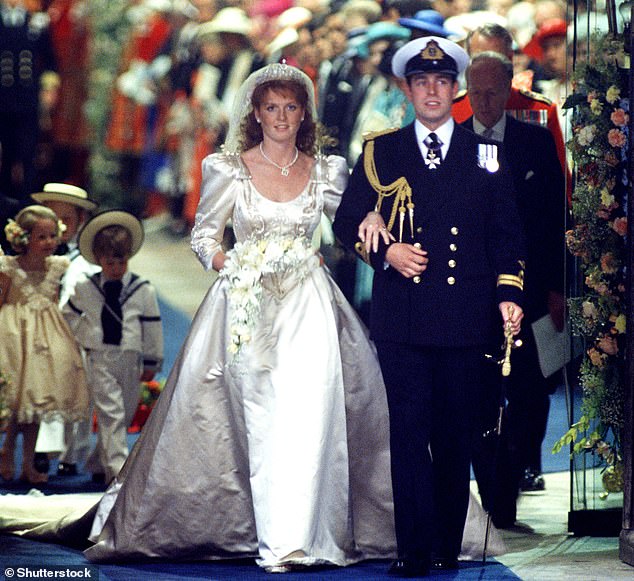 When they were just about to go out on the balcony the Queen spotted a red stain on Sarah's dress and sent for some soda water which did the trick