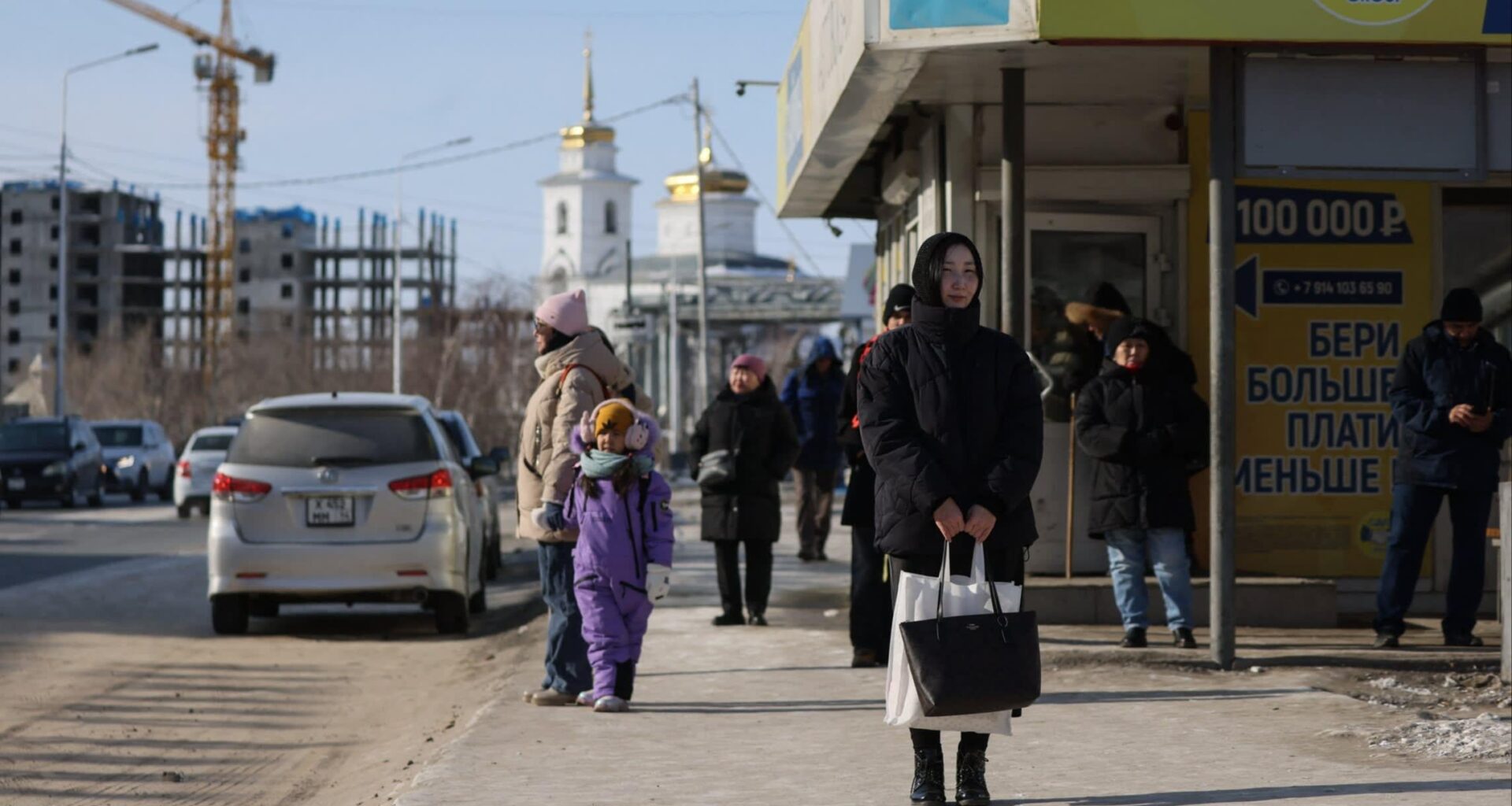 Russia on brink of recession, says economy minister: Maxim Reshetnikov says persistent inflation and central bank’s hawkish policy contribute to slowdown