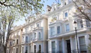 Lenders drop mortgage rates as regulator pushes rule changes