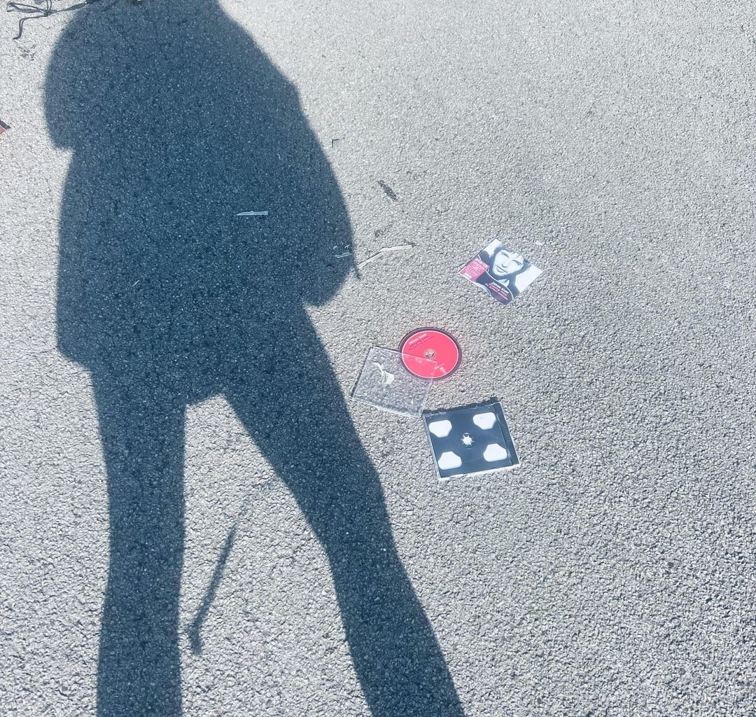 Went for a walk in the local cemetery today…what the hell went on here?! 👀😅 Cheese, a James Blunt CD, half eaten butter, and what looks like a homemade whip 🤷🏼‍♀️🤷🏼‍♀️