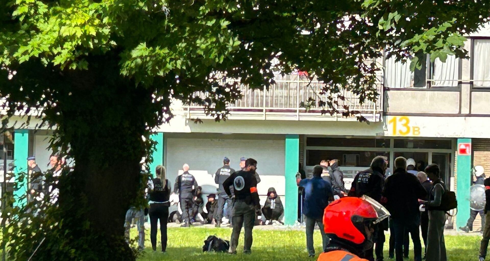 Impressionnante opération policière à Anderlecht : le quartier du Peterbos entièrement bouclé