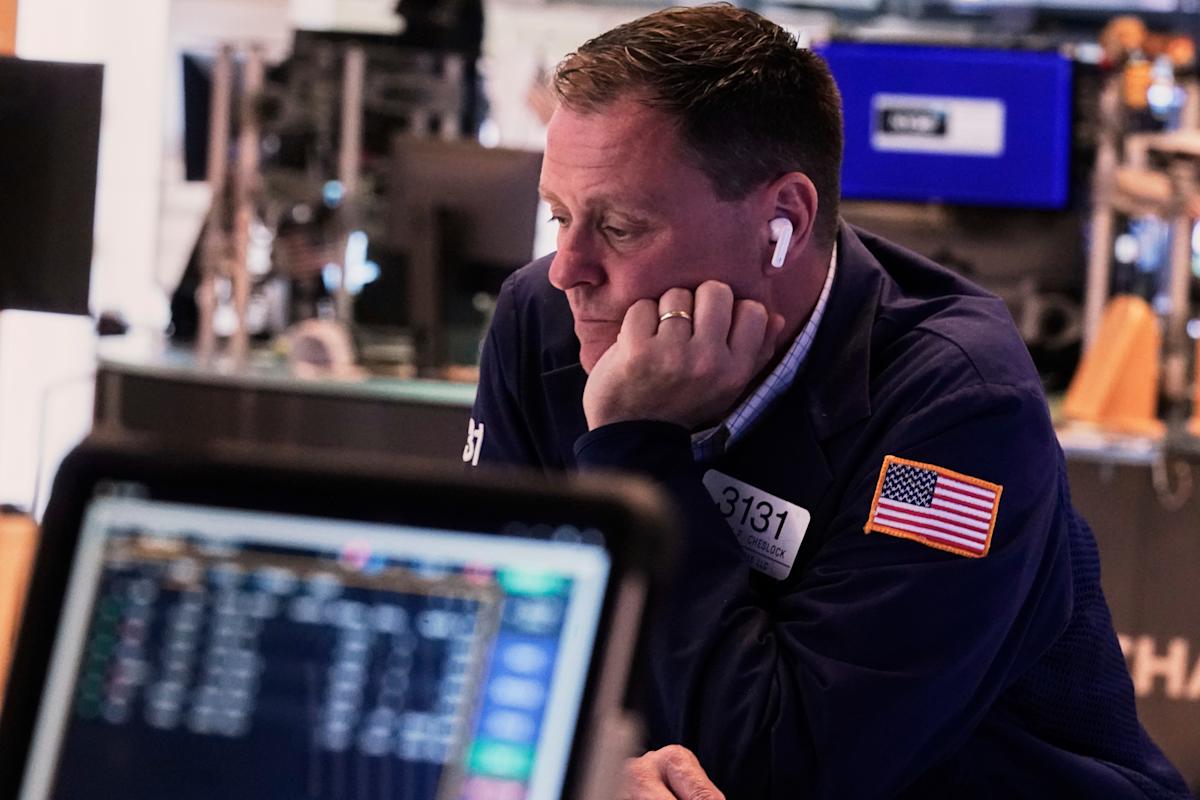 Why some Wall Street experts suggest investors take a summer break