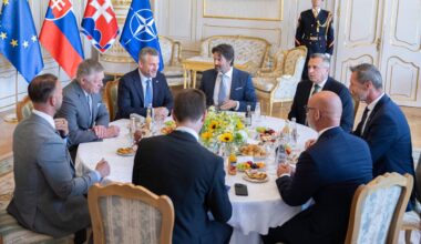 O neutralite chce hovoriť len Danko. Slovensko pôjde podľa Kaliňáka pri výdavkoch na