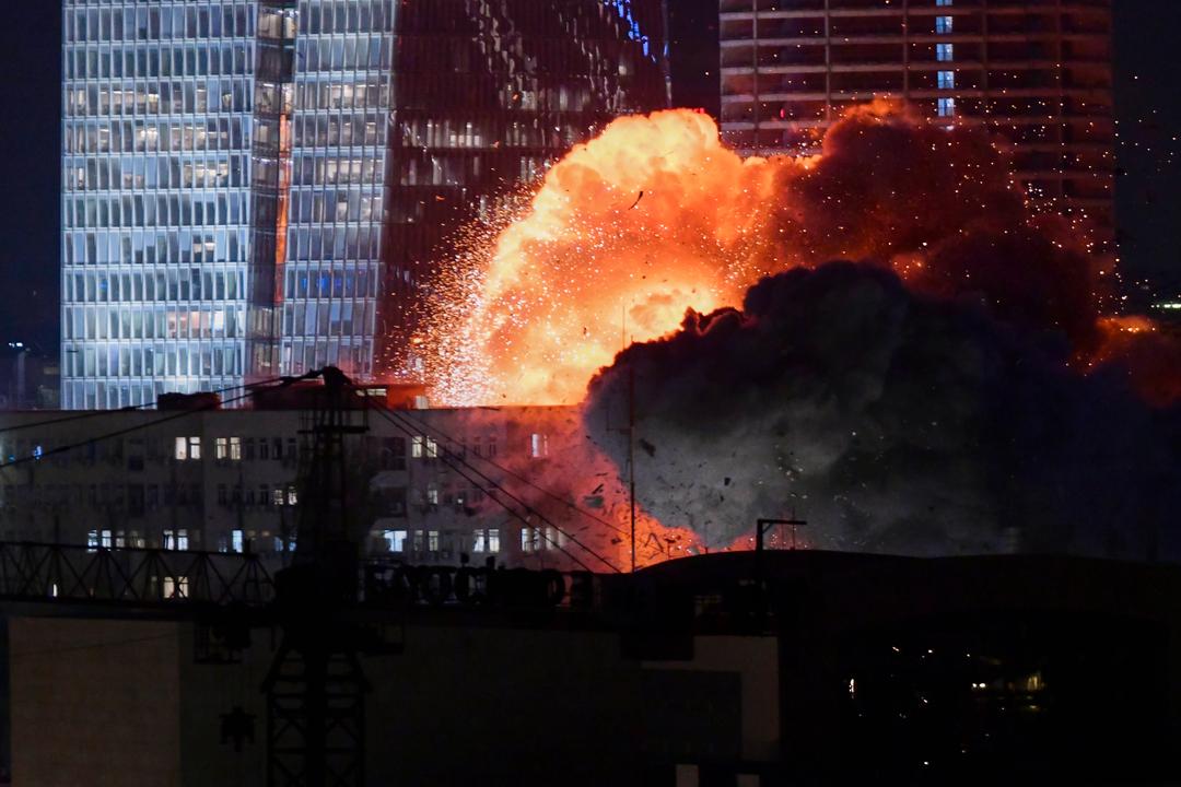 Israel angrep Iran natt til fredag – Iran svarer med raketter