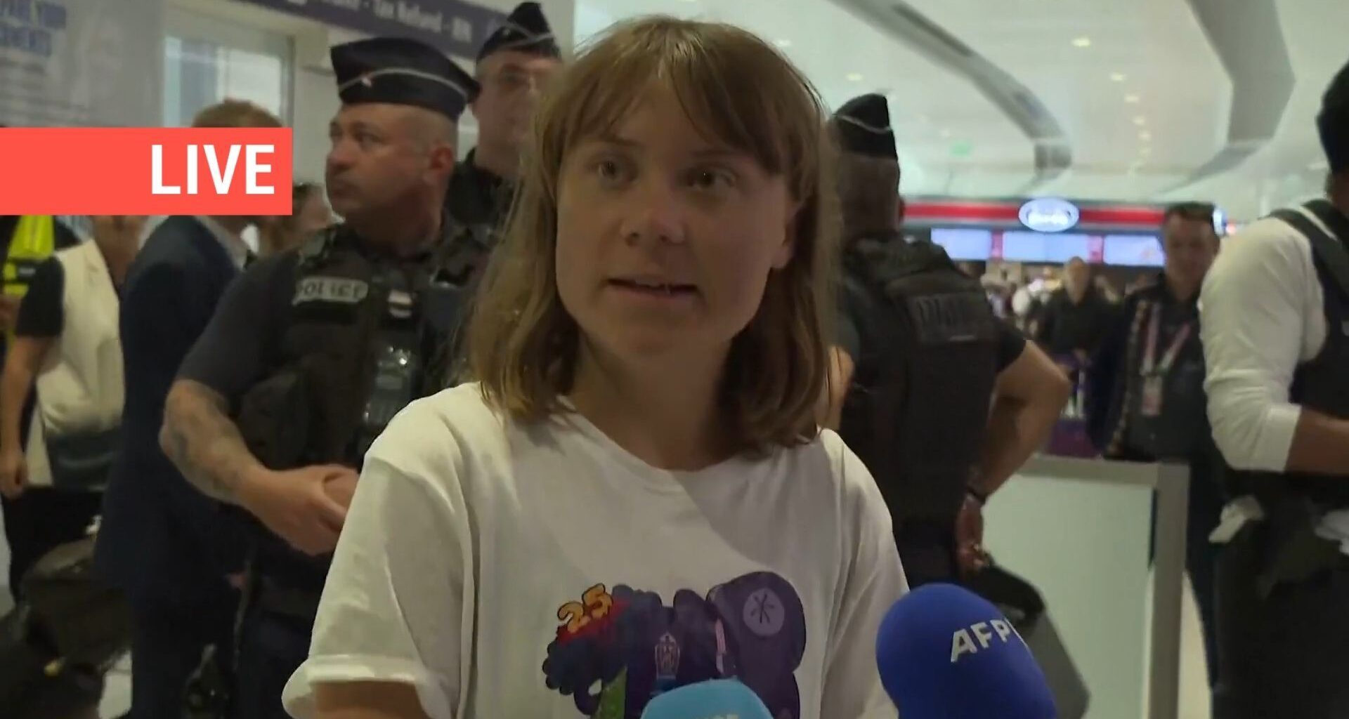 Direct – Guerre Israël-Gaza : 'Nous avons été kidnappés dans les eaux internationales' par Israël, accuse Greta Thunberg