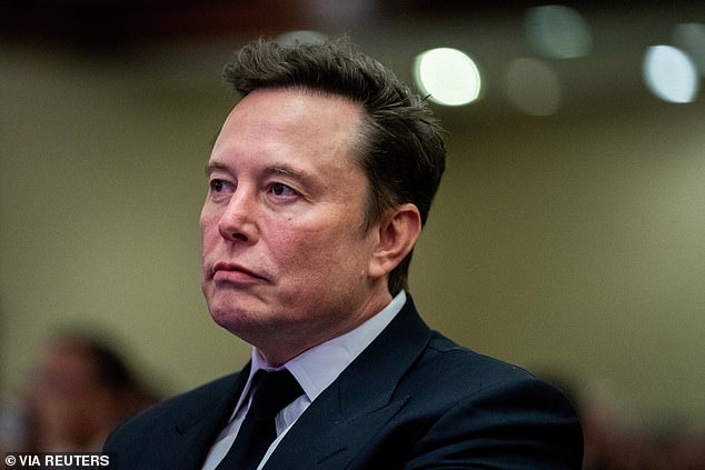 Elon Musk continued his feud with the Trump administration on his way out of Washington, referring to the director of presidential personnel as 'a snake'